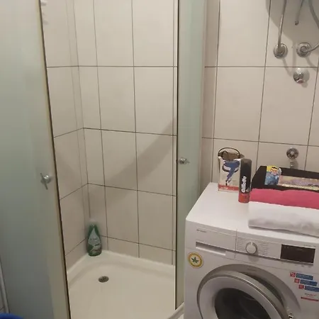 In Apartman *